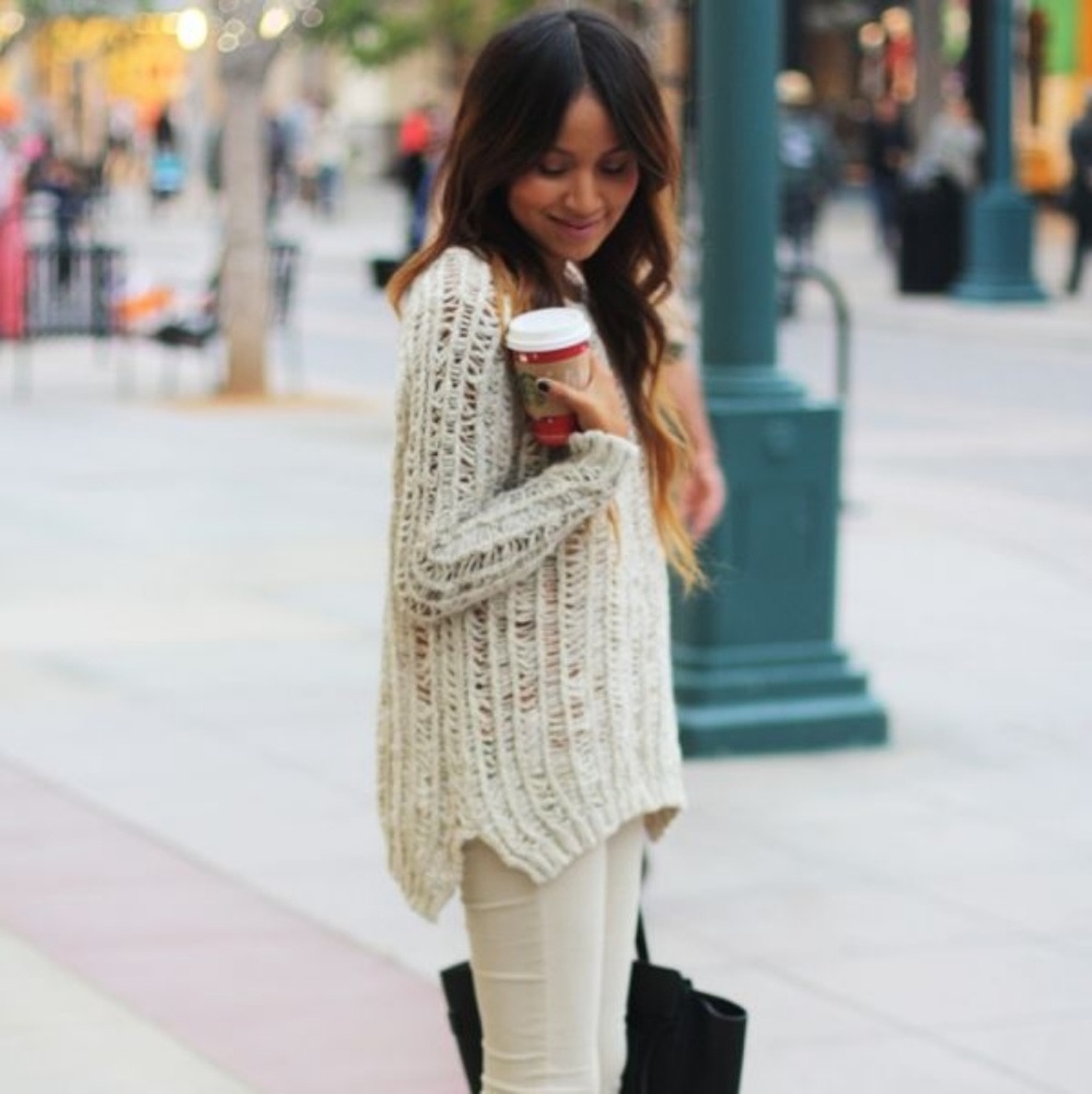• H&M • sweater